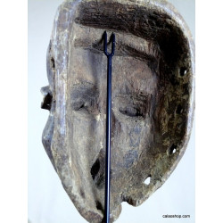 Masque de malade Mbangu Pendé