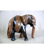 Eléphant en ébène royal