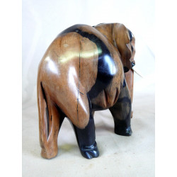 Eléphant en ébène royal