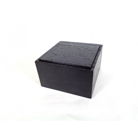 socle noir pour statuette