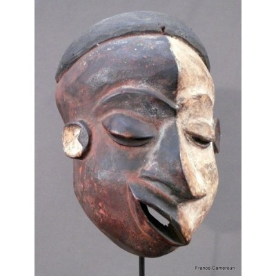 masque Mbangu pendé